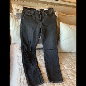 NWT FADED BLACK FRAME LE GARÇON JEANS NICHOLS DISTRESSED AND RAW HEM SZ 27